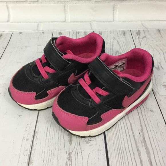 Nike Other - Nike Air Max ST Hot Pink/Black 6C